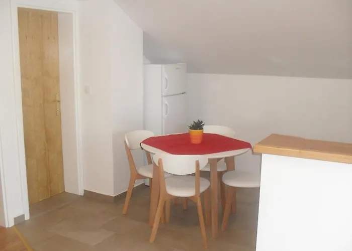 With Parking Space Kuciste, Peljesac - 14107 Апартаменты